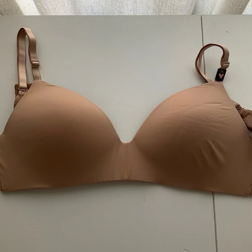 Victoria's Secret NWT Blush 38C T Shirt Lightly Lined Wireless Bra